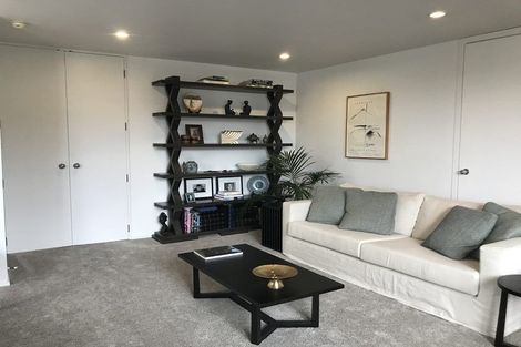 Photo of property in 1/12 Craig Road, Milford, Auckland, 0620