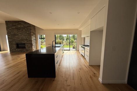 Photo of property in 43 Pounamu Avenue, Albert Town, Wanaka, 9305