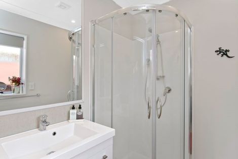 Photo of property in 52 Russley Drive, Mount Maunganui, 3116