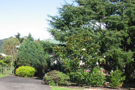 Photo of property in 36 Savoy Road, Glen Eden, Auckland, 0602