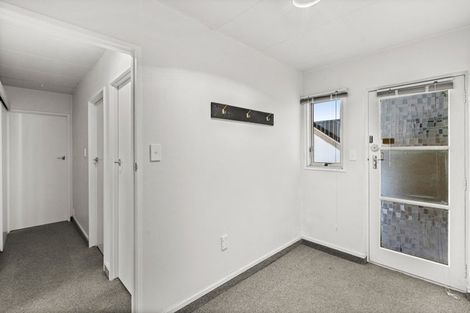 Photo of property in 1/8 Lee Road, Taradale, Napier, 4112