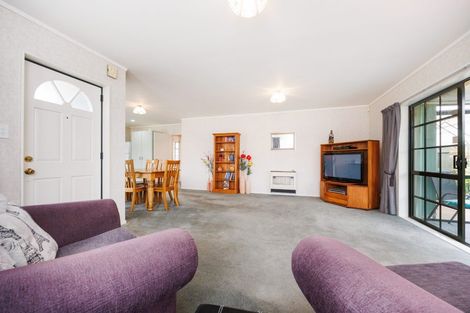 Photo of property in 8/63 North Street, Palmerston North, 4410