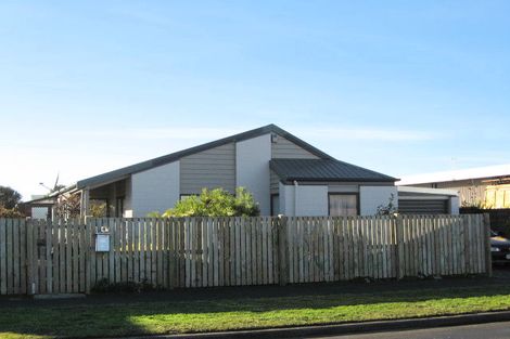Photo of property in 1/35 Howe Street, New Brighton, Christchurch, 8083