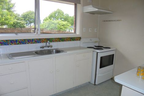 Photo of property in 31 Guinness Crescent, Ilam, Christchurch, 8041