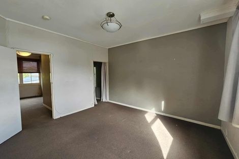 Photo of property in 23 Totara Street, Eastbourne, Lower Hutt, 5013
