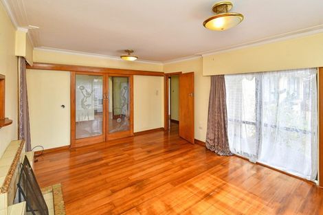 Photo of property in 14 Grove Road, Papakura, 2110