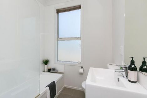 Photo of property in 46a Parkvale Road, Karori, Wellington, 6012