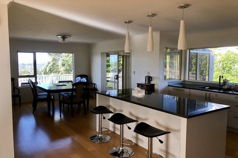 Photo of property in 80 Luckens Road, West Harbour, Auckland, 0618