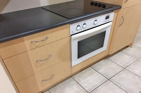 Photo of property in 4/1 Charlenne Close, Ranui, Auckland, 0612
