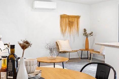 Photo of property in 25 Main Street, Hospital Hill, Napier, 4110