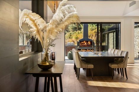 Photo of property in 136 Rosie Way, Glenorchy, 9372