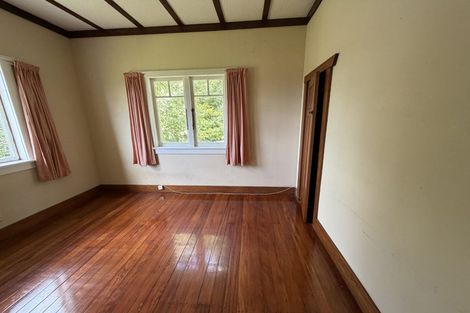 Photo of property in 141 Tawa Road, Kumeu, 0891