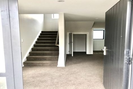 Photo of property in 10 Frankmoore Avenue, Johnsonville, Wellington, 6037