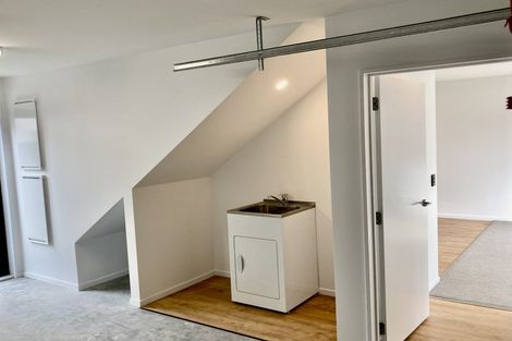 Photo of property in 5 Koral Lane, Broomfield, Christchurch, 8042