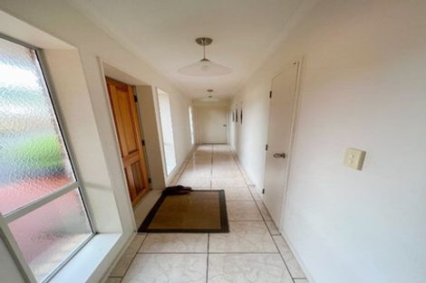 Photo of property in 102b Wharf Road, Te Atatu Peninsula, Auckland, 0610
