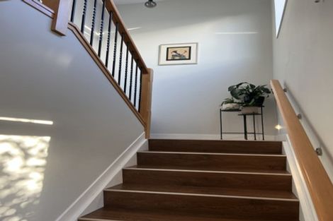 Photo of property in 25 Waterloo Road, Milford, Auckland, 0620