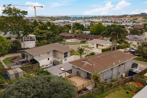 Photo of property in 45 John Dee Crescent, Red Beach, 0932