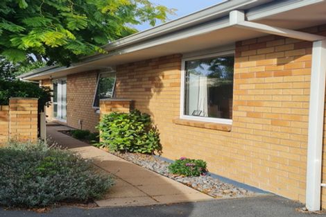 Photo of property in 21 Dampier Street, Woolston, Christchurch, 8023