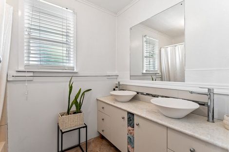 Photo of property in 5 Great North Road, Warkworth, 0910