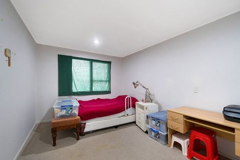 Photo of property in 1/1 Wattle Street, New Lynn, Auckland, 0600