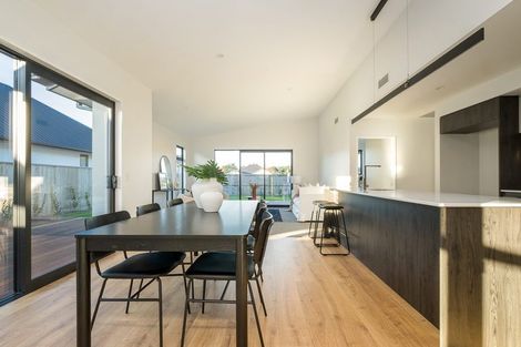 Photo of property in 32 Withers Crescent, Halswell, Christchurch, 8025