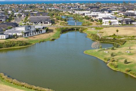 Photo of property in 2 Serrata Close, Papamoa Beach, Papamoa, 3118