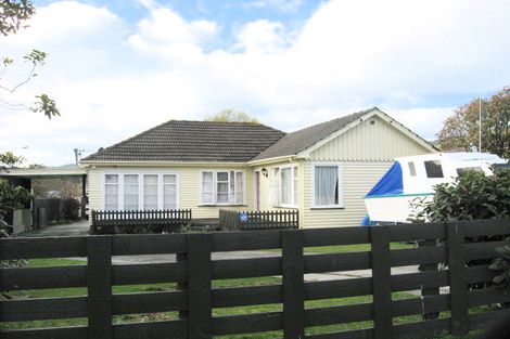 Photo of property in 94 Fraser Street, Wainuiomata, Lower Hutt, 5014