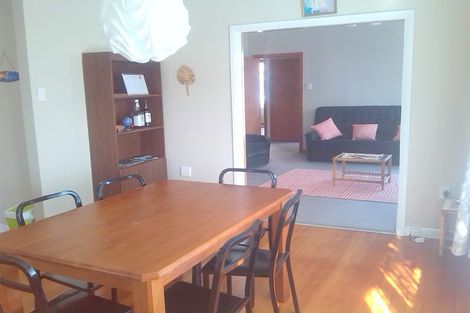 Photo of property in 195 Tukapa Street, Westown, New Plymouth, 4310