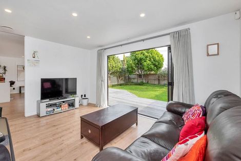 Photo of property in 52 Jutland Road, Hauraki, Auckland, 0622
