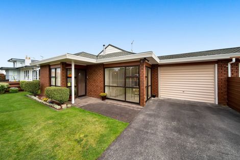 Photo of property in 335b High Street, Hawera, 4610
