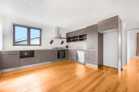 Photo of property in 37a Border Road, Henderson, Auckland, 0612