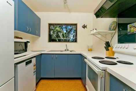Photo of property in 1/44 Kaipatiki Road, Glenfield, Auckland, 0629