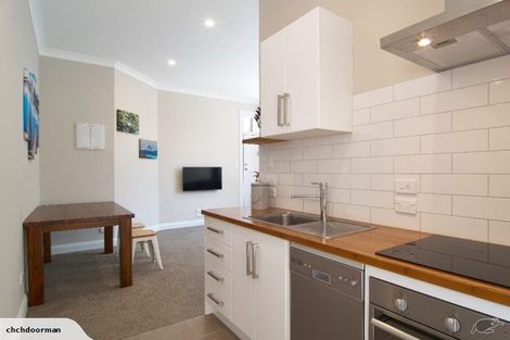 Photo of property in 4 Cleveland Street, Edgeware, Christchurch, 8013