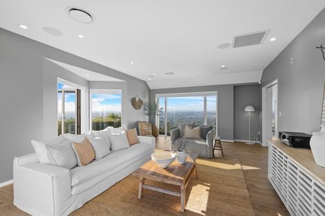 Photo of property in 7 Harry Ell Drive, Cashmere, Christchurch, 8022