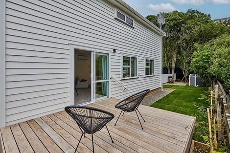 Photo of property in 59a Larsen Crescent, Tawa, Wellington, 5028