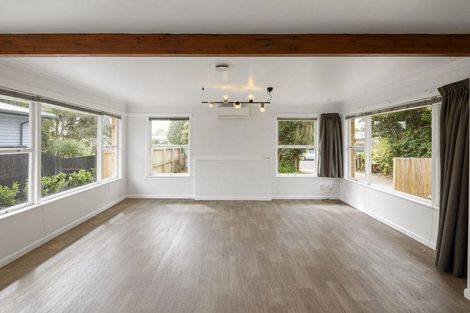 Photo of property in 86 Grey Street, Cambridge, 3434