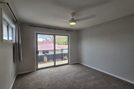 Photo of property in 2/3 Esher Place, Saint Martins, Christchurch, 8022