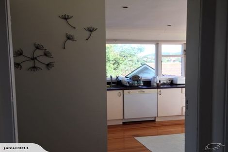 Photo of property in 19 Woburn Road, Northland, Wellington, 6012