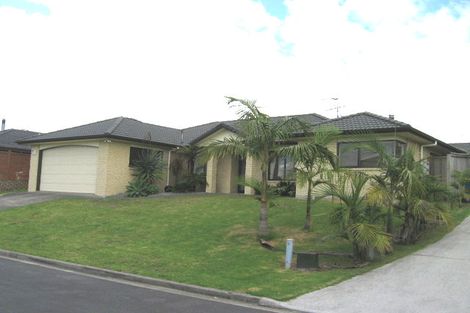 Photo of property in 6 Fresil Lane, Massey, Auckland, 0614