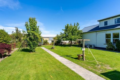 Photo of property in 264 Gladstone Road North, Mosgiel, 9092
