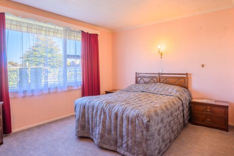 Photo of property in 100 Nottingley Road, Frimley, Hastings, 4120