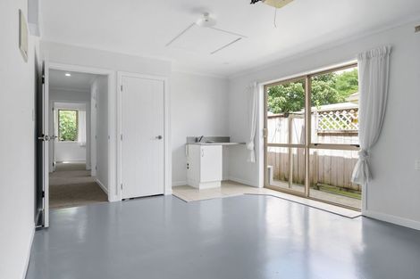 Photo of property in 51 Sovereign Isle Lane, Rototuna, Hamilton, 3210