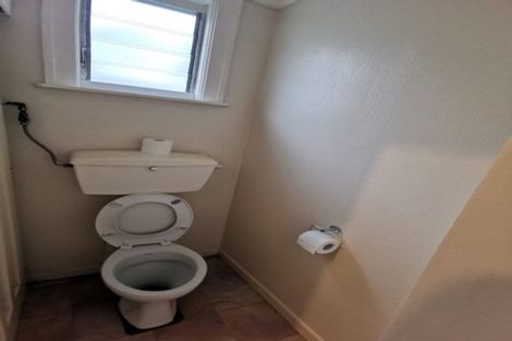 Photo of property in 1/17 Clifton Terrace, Kelburn, Wellington, 6012