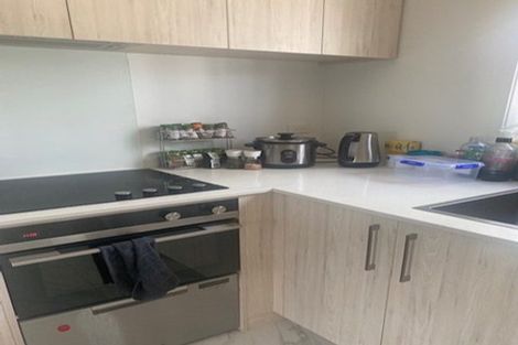 Photo of property in 3/172 Don Buck Road, Massey, Auckland, 0614