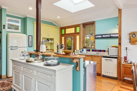 Photo of property in 112a Hine Street, New Plymouth, 4310