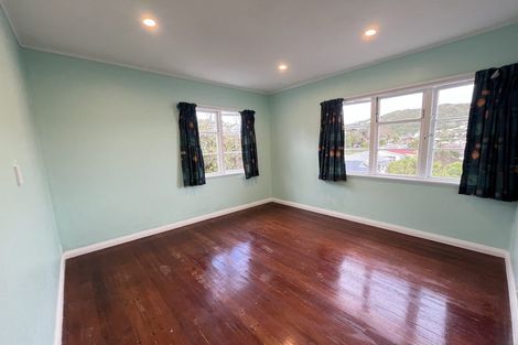 Photo of property in 1 Wavell Street, Karori, Wellington, 6012