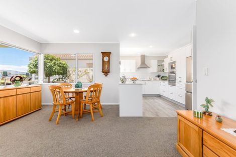 Photo of property in 3 Lakeside Villas, Whitby, Porirua, 5024