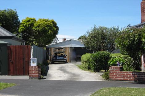 Photo of property in 1/3 Trist Place, Edgeware, Christchurch, 8013