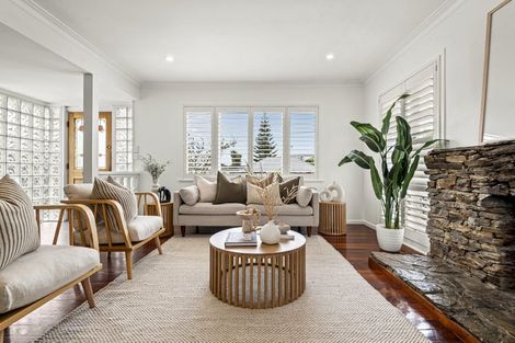 Photo of property in 22 Sydney Street, Hauraki, Auckland, 0622