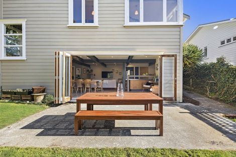 Photo of property in 103 Inglis Street, Seatoun, Wellington, 6022